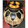 Image 1 : LARGE KIMCHI POT W/ LID