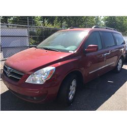 2007 HYUNDAI ENTOURAGE, PASS VAN, RED, VIN # KNDMC233X76035078