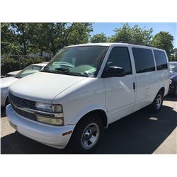 2002 CHEVROLET ASTRO VAN, WHITE, VIN # 1GNDM19X12B145316