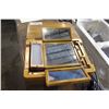 Image 2 : MAKEUP MIRROR