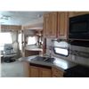 Image 6 : 2008 BRISTOL BAY 36' FIFTH WHEEL HOLIDAY TRAILER