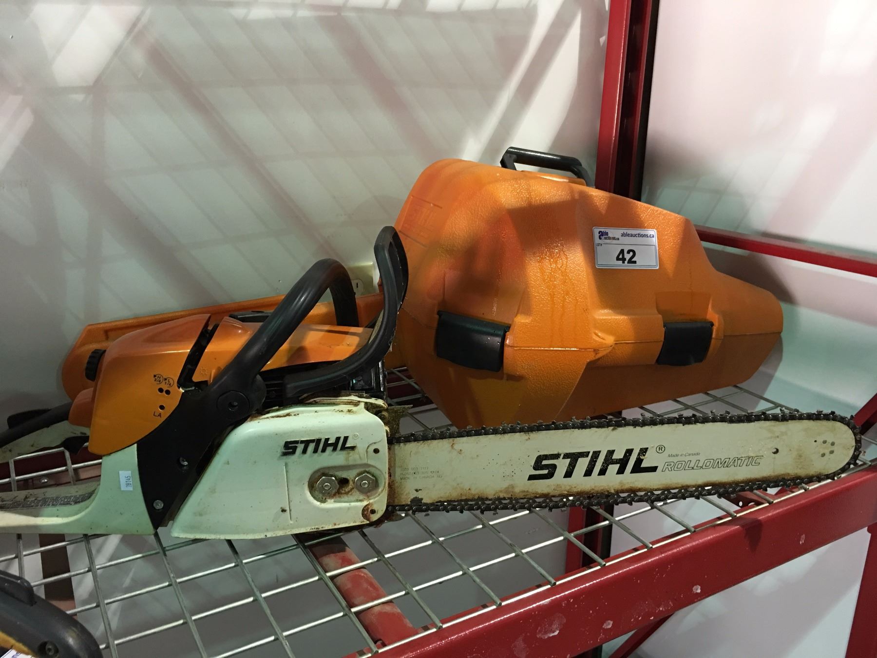 STIHL MS270 CHAINSAW WITH CASE