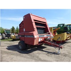CASE IH 8465 ROUND BALER