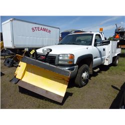 2003 GMC 3500 4WD TRUCK