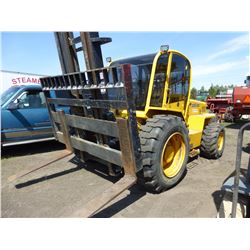 SELLICK S100 - 4WD FORK LIFT