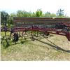 Image 1 : INTERNATIONAL 5500 CHISEL PLOW
