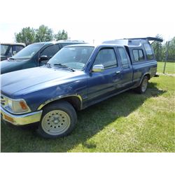 TOYOTA 2WD EXTENDED CAB TRUCK