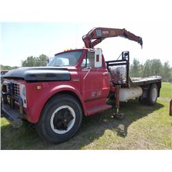 CHEV 6500 SINGLE AXLE PICKER TRUCK