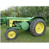 Image 1 : JOHN DEERE 820D TRACTOR