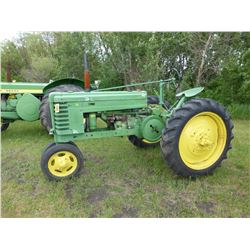 JOHN DEERE H TRI-CYCLE GAS TRACTOR