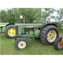 JOHN DEERE 60 TRACTOR