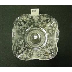 Cambridge ROSE POINT Ruffled Dish w/Hnd