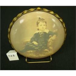 Round Framed VICTORIAN PHOTO Young Girl