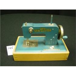 KAYANEE Sew-Master Toy Sewing Machine