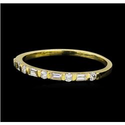 0.35 ctw Diamond Ring - 14KT Yellow Gold