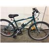 Image 2 : 2 BIKES: WHITE NAKAMURA MOUNTAIN BIKE & GREEN RALEIGH MOUNTAIN BIKE