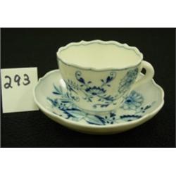 MEISSEN BLUE ONION Demitasse Cup/Saucer