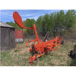 Highline 700 Self-Loading Bale Wagon