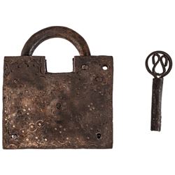 c. 1770-80s Colonial to Revolutionary War Era Rare Large Iron Padlock and Key