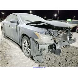 2010 - NISSAN MAXIMA