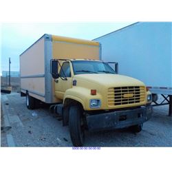 2000 - GMC C7H042