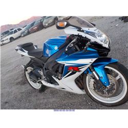 2011 - SUZUKI GSX-R600-