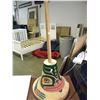 Image 1 : FIRST NATION HAT FORMATER