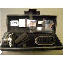 TRAVEL SHOE POLISH & MINI SEWING KIT