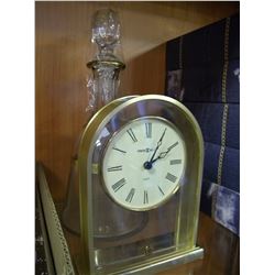 GLASS DECANTER POWER MILLER QUARTZ CLOCK