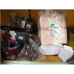 2 PAIRS OF KNITTED BOOTIES/MOISTURIZING SOCKS/HOODED BLANKETS