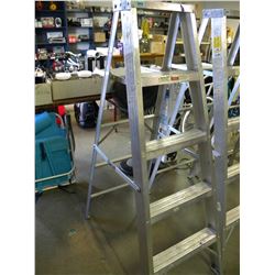 BON 5' FT ALUMINUM STEP LADDER