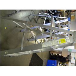 BON 5' FT ALUMINUM STEP LADDER