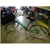 Image 1 : GREEN VINTAGE LADIES BICYCLE
