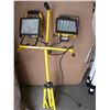 Image 1 : DUEL WORK LIGHT ON STAND