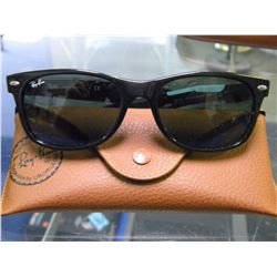 AUTHENTIC RAYBAN SUNGLASSES W/CASE