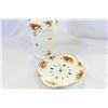 Image 2 : ROYAL ALBERT OLD COUNTRY ROSES VASE AND CLOCK