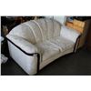 Image 2 : WHITE WOOD TRIMMED LOVESEAT