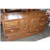 Image 1 : OAK SERVER WITH GOLD TRIM
