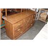 Image 2 : OAK SERVER WITH GOLD TRIM