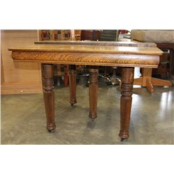 ANTIQUE OAK DINING TABLE AS IS