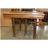 Image 1 : ANTIQUE OAK DINING TABLE AS IS