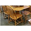 Image 2 : OAK TABLE WITH LEAF AND 4 CHAIRS