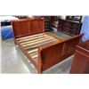 Image 1 : MAHOGANY FINISH QUEEN SIZE SLEIGH BED FRAME