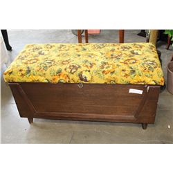 1960S STORAGE BENCH