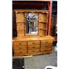 Image 1 : PINE HUTCH TOP DRESSER