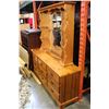 Image 2 : PINE HUTCH TOP DRESSER