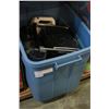 Image 1 : TOTE OF KITCHEN APPLIANCES AND FOOD PROCESSOR