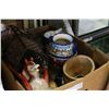 Image 2 : BOX OF POTTERY AND COLLECTIBLES