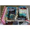Image 2 : TRAY OF CRAFTING SUPPLIES