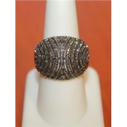 Unique Clustered Ring
